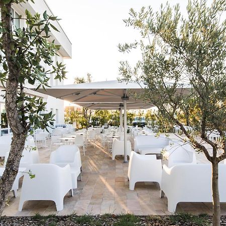 Westotel Tours Val De Loire La Ville-aux-Dames Εξωτερικό φωτογραφία
